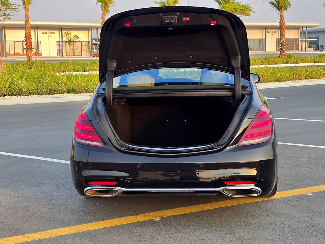 Mercedes Benz S560 S 560 - American Specs