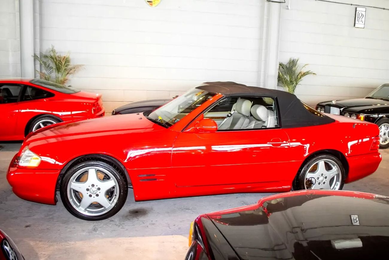 Mercedes Benz SL500 Classic SL 500 - Iconic R129 Generation