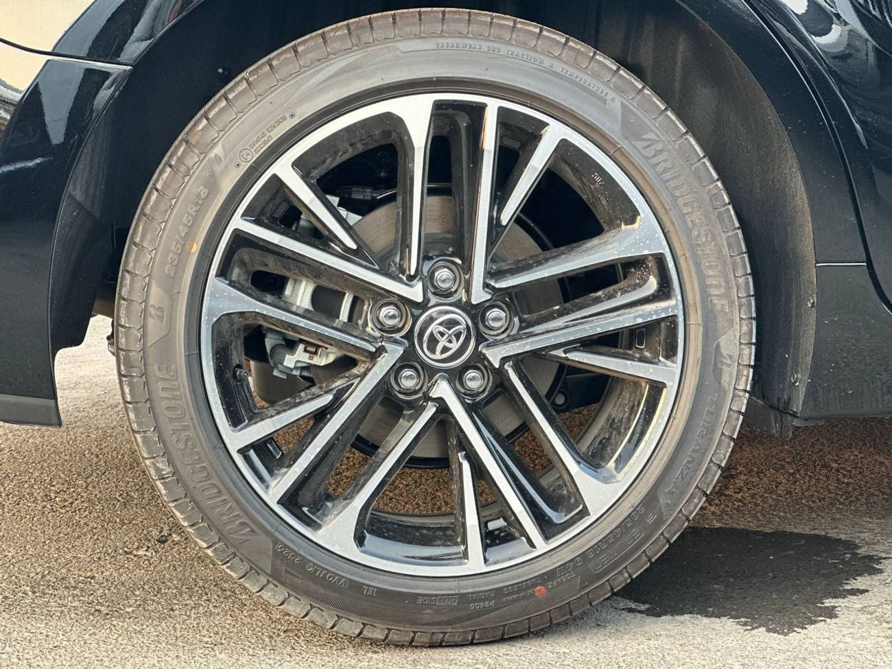 Toyota Camry GLE
