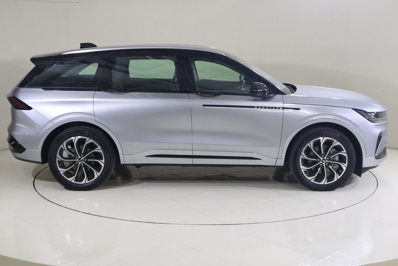 لينكولن ناوتيلوس RESERVE I NAU325 / AL TAYER MOTORS AL QOUZ SHOWROOM