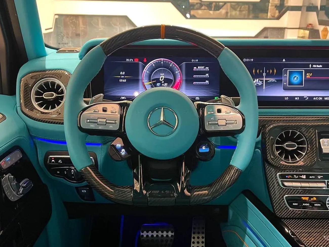 Mercedes Benz G63 AMG MRCEDES BENZ G63 / / ONLY 13000 KM / BRABUS G800 / SPECIAL COLOR / FULL CARBON FIBER