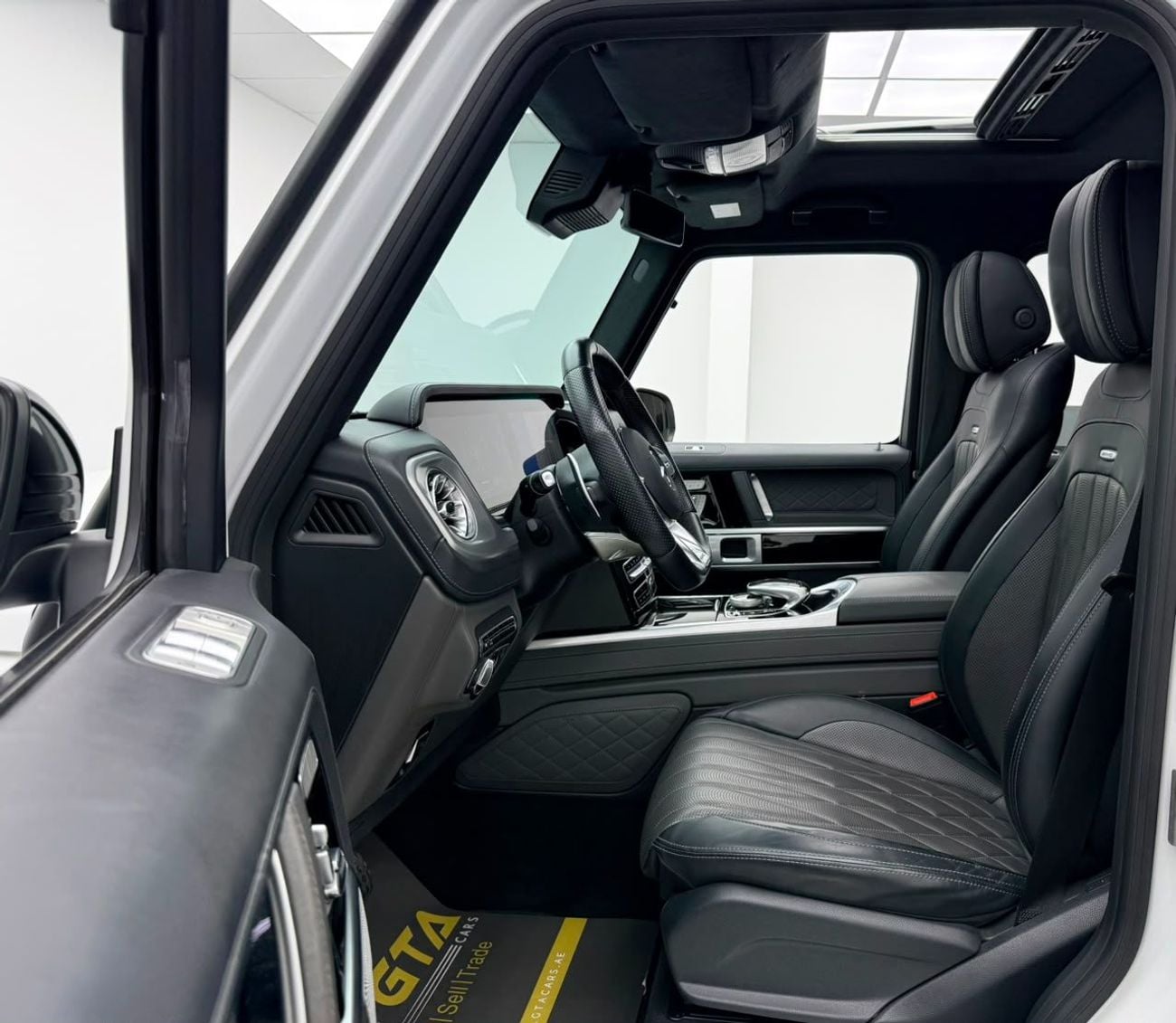 Mercedes Benz G63 AMG STANDARD 2022 Mercedes Benz G63 AMG Double Night Package, Warranty, Fully Loaded, Excellent Condition, Jap