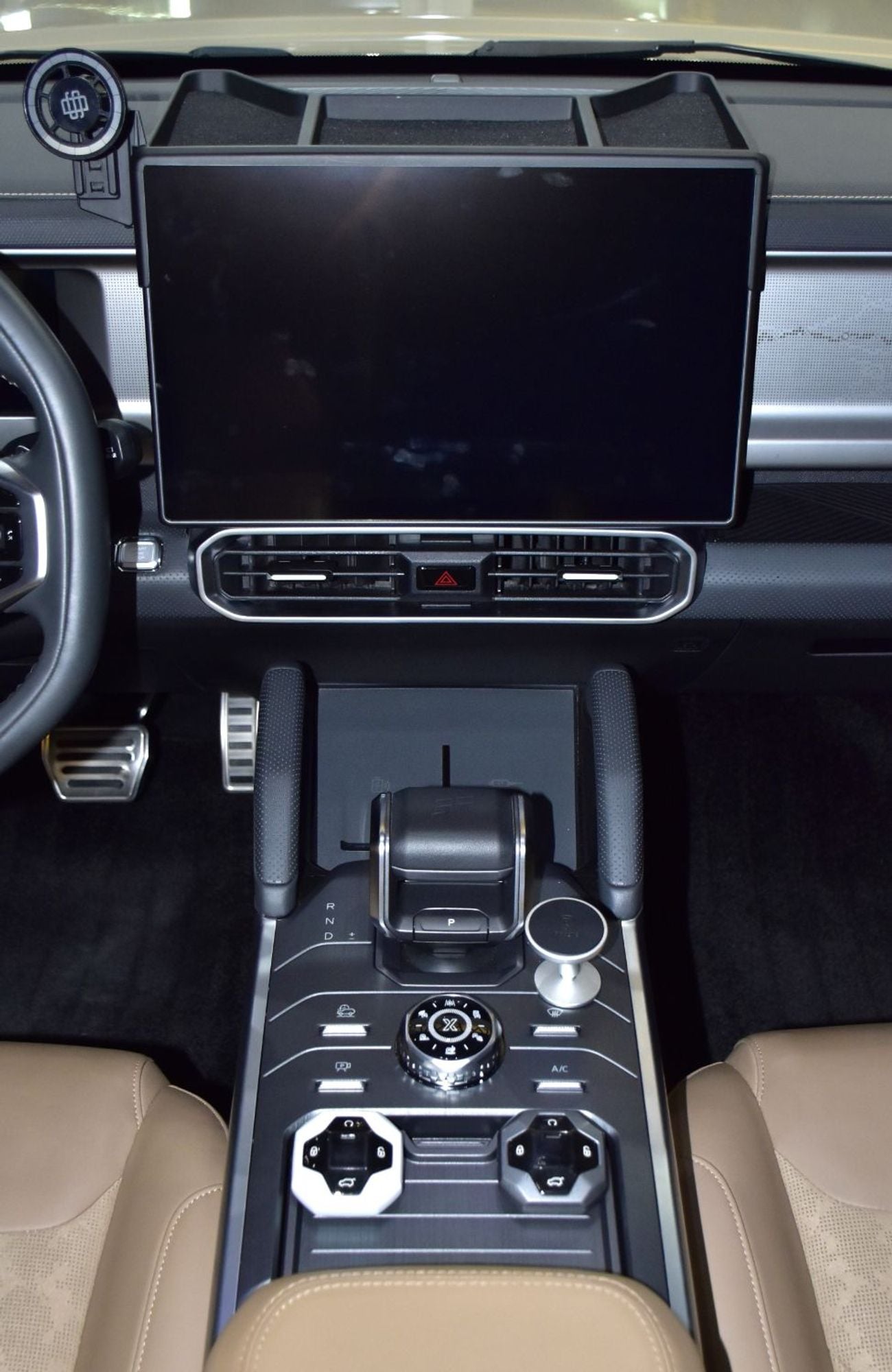 Jetour T2 LUX EXCELLENT DEAL for our Jetour T2 XWD ( 2025 Model ) in Desert Brown Color GCC Specs
