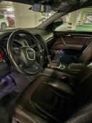 Audi Q7 STANDARD
