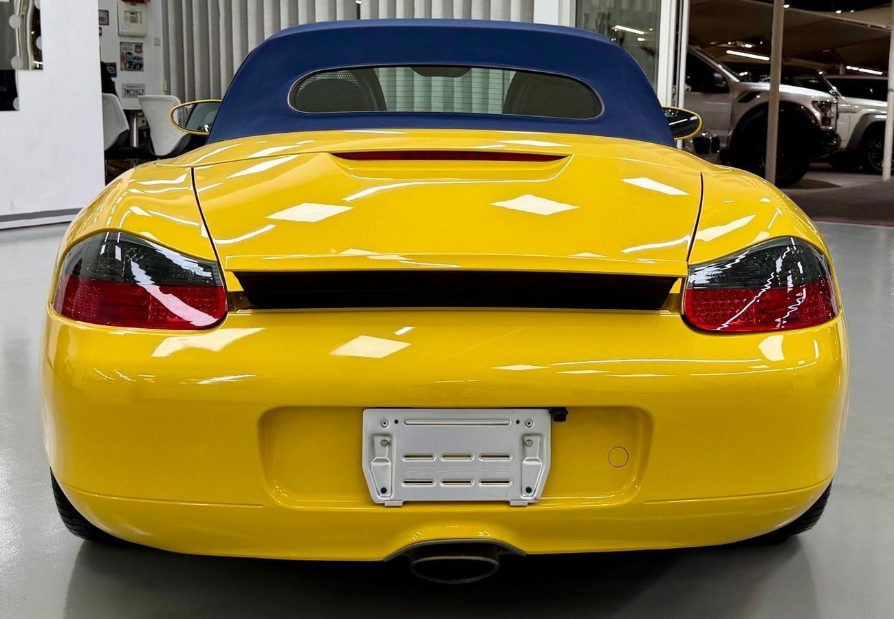 Porsche 718 Boxster Original paint .. Low Milegea .. Perfect Condition