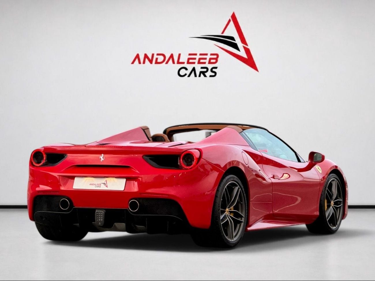 Ferrari 488 Spider Spider FERRARI 488 SPIDER | 670 HP V8 | FULL AL TAYER SERVICE HISTORY | 2017 GCC