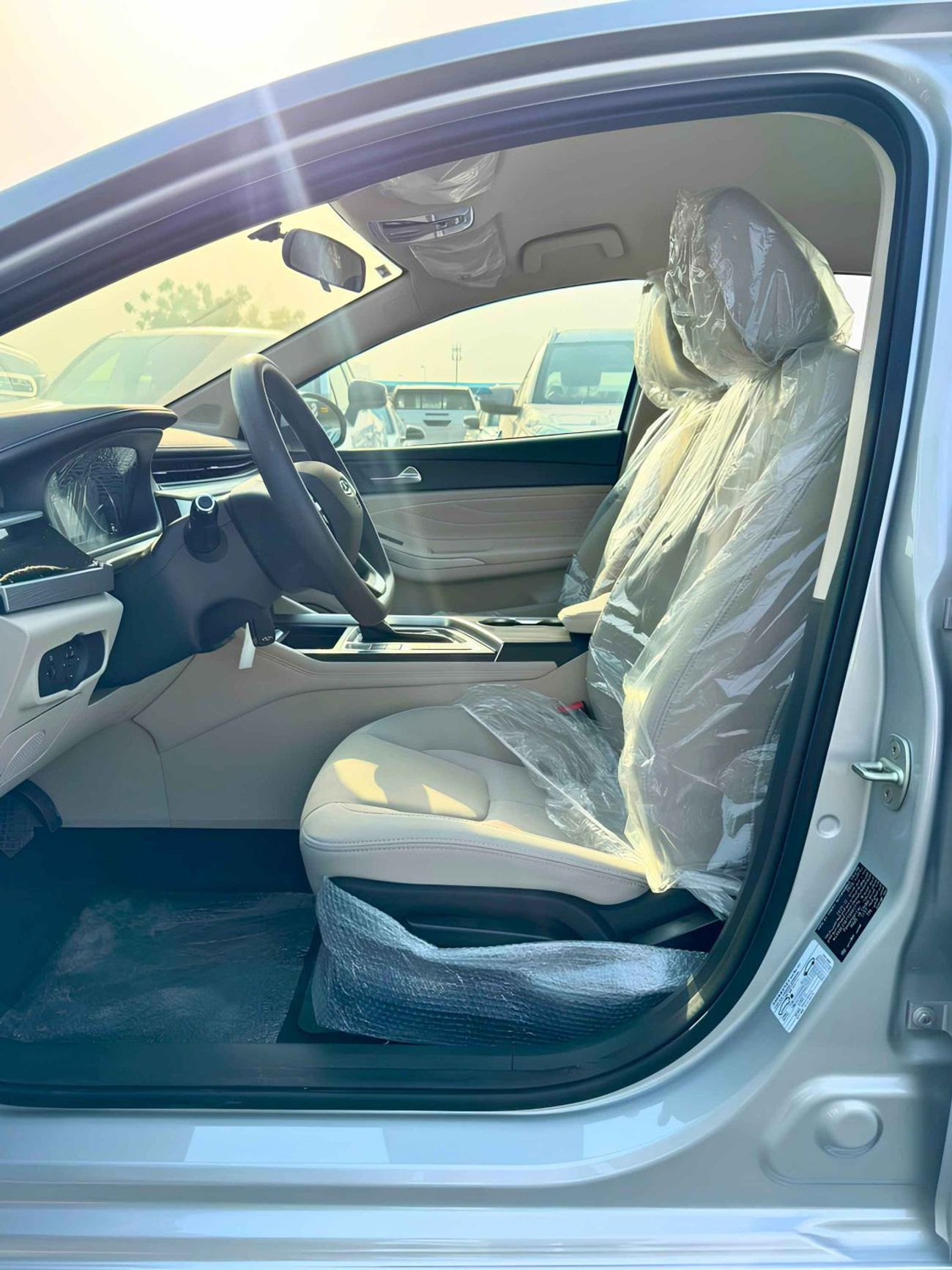 شيري ازيرو5 ARRIZO 5 | 1.5L PETROL V4 / GCC SPECS / KEY START / REAR PARKING SENSOR (CODE # TARZ)