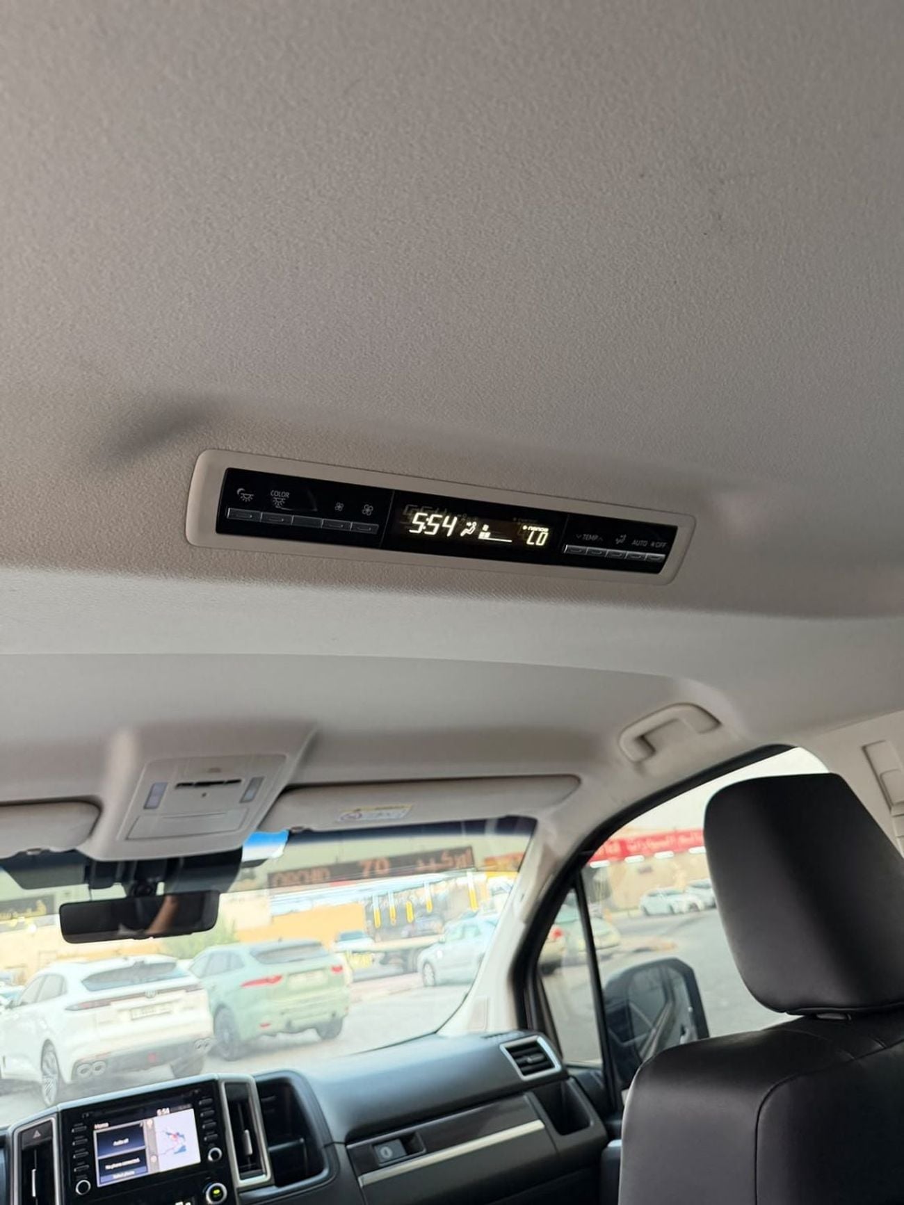Toyota Granvia PREMIUM