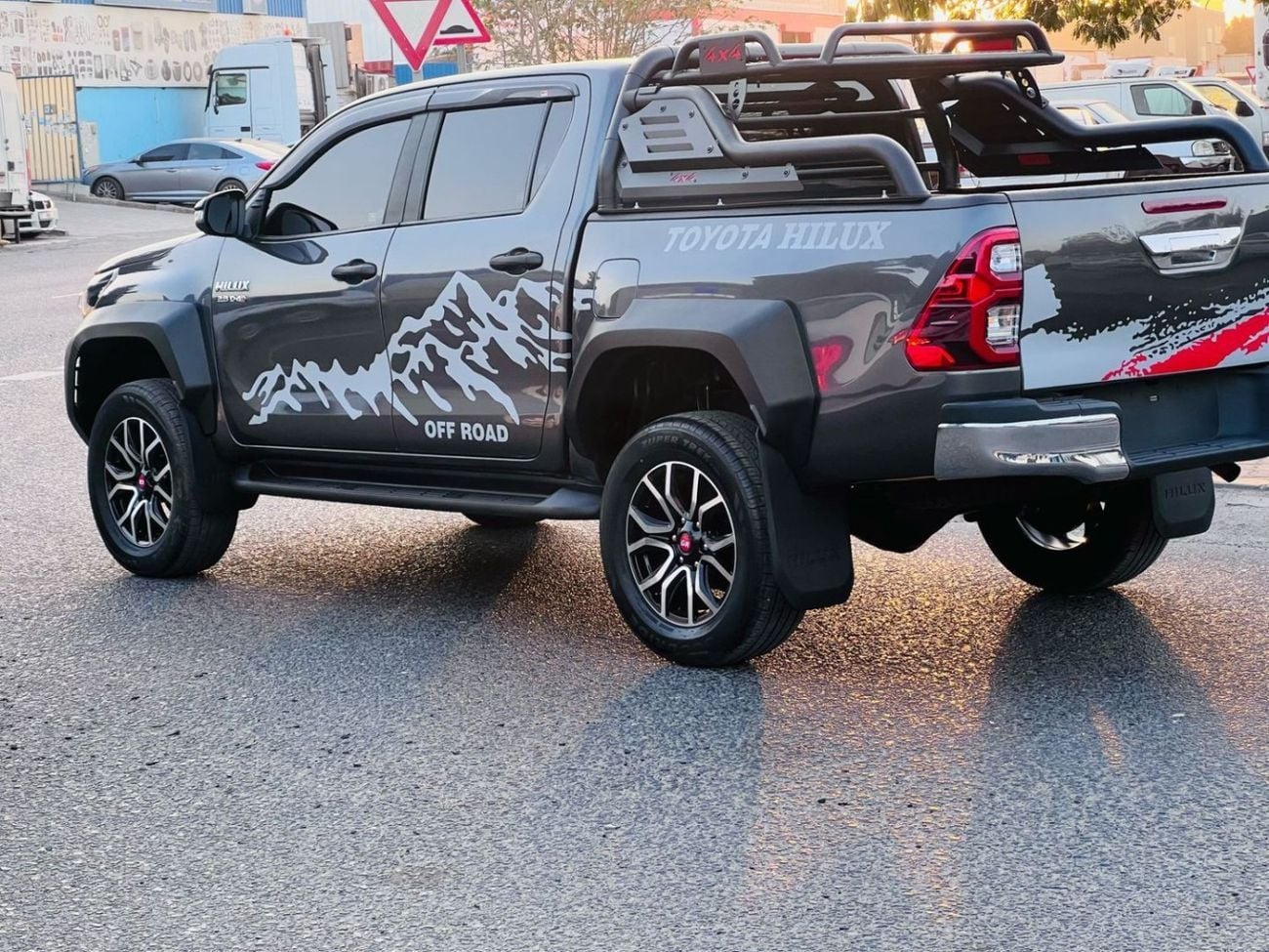 تويوتا هيلوكس ADV 2.8L
