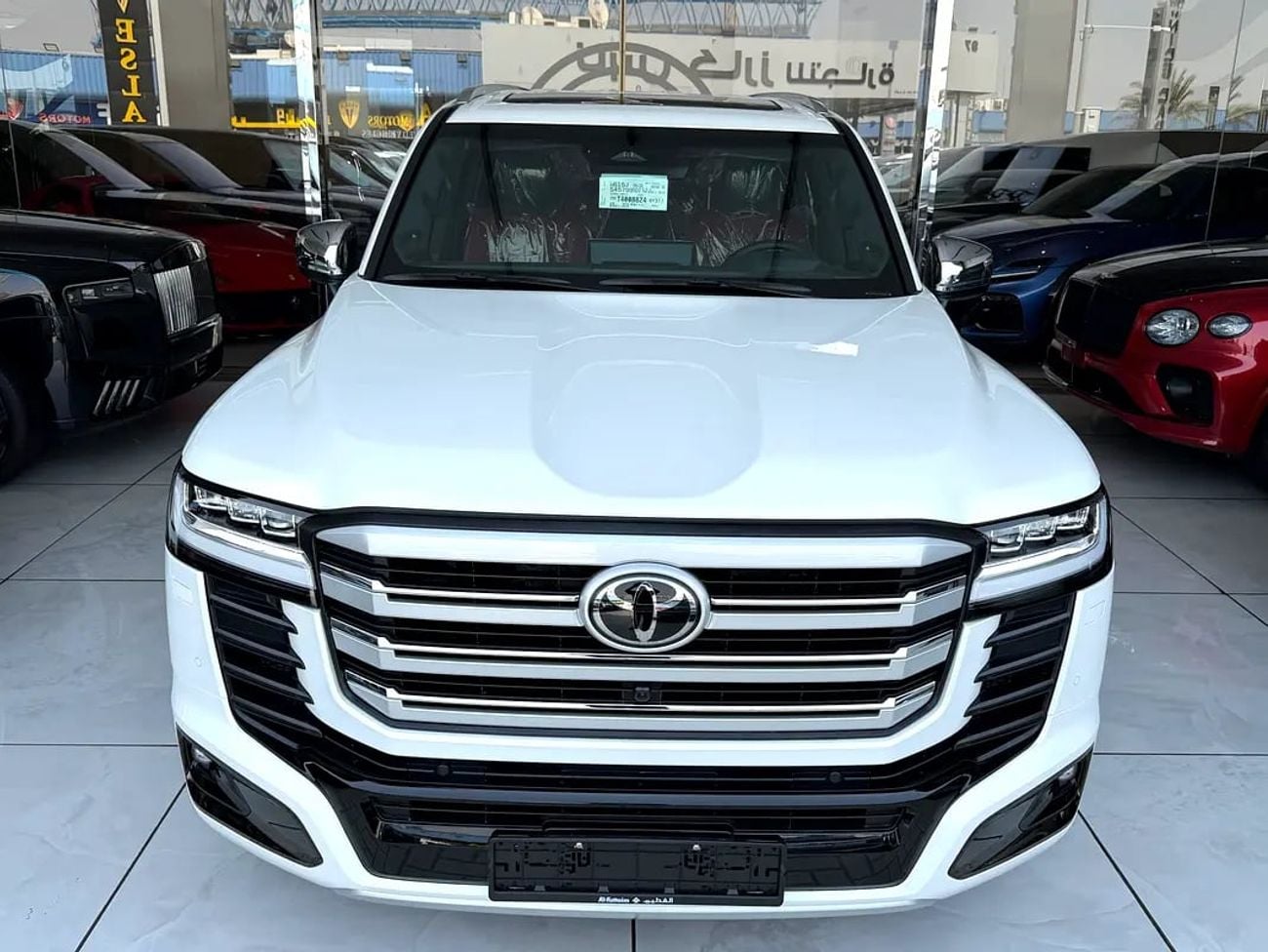 Toyota Land Cruiser VXR GCC Specs