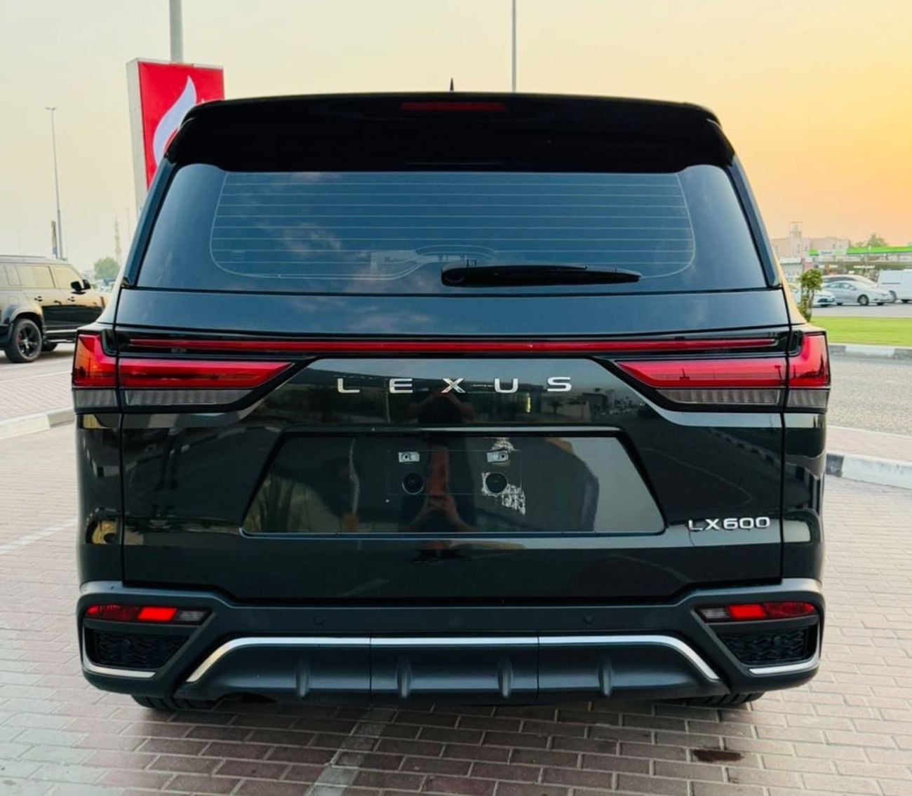 Lexus LX600 F SPORT