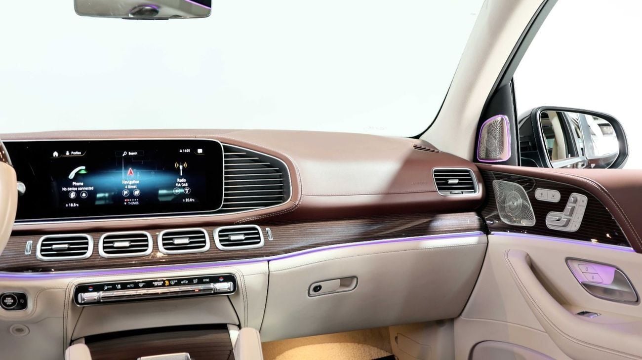 مرسيدس مايباخ gls600 مايباخ Mercedes Benz GLS 600 Maybach-GCC-Full Service History-VIP Seats-High Specs-Luxury SUV