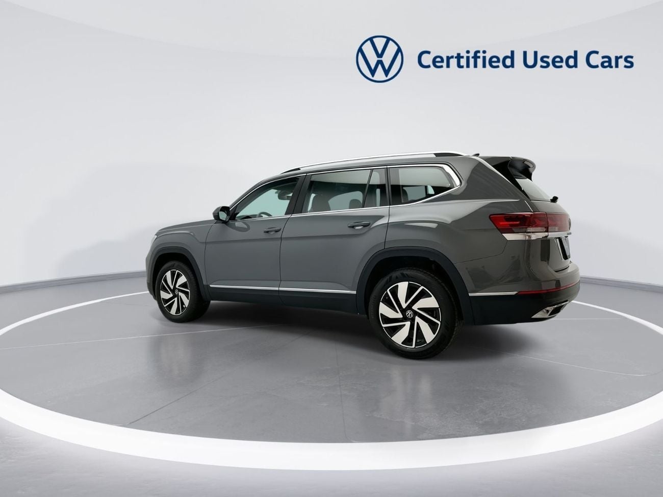 Volkswagen Teramont COMFORTLINE (Facelift 2) 2.0L | GCC Specs | 7-Seater Premium Family SUV | Spacious Interior | Modern Exterior