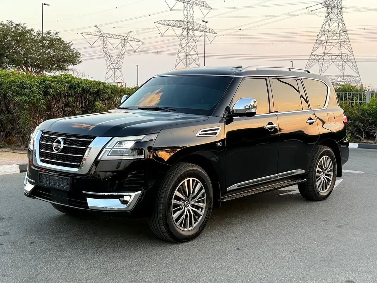 Nissan Patrol LE TITANIUM GCC Specs - Excellent Condition!
