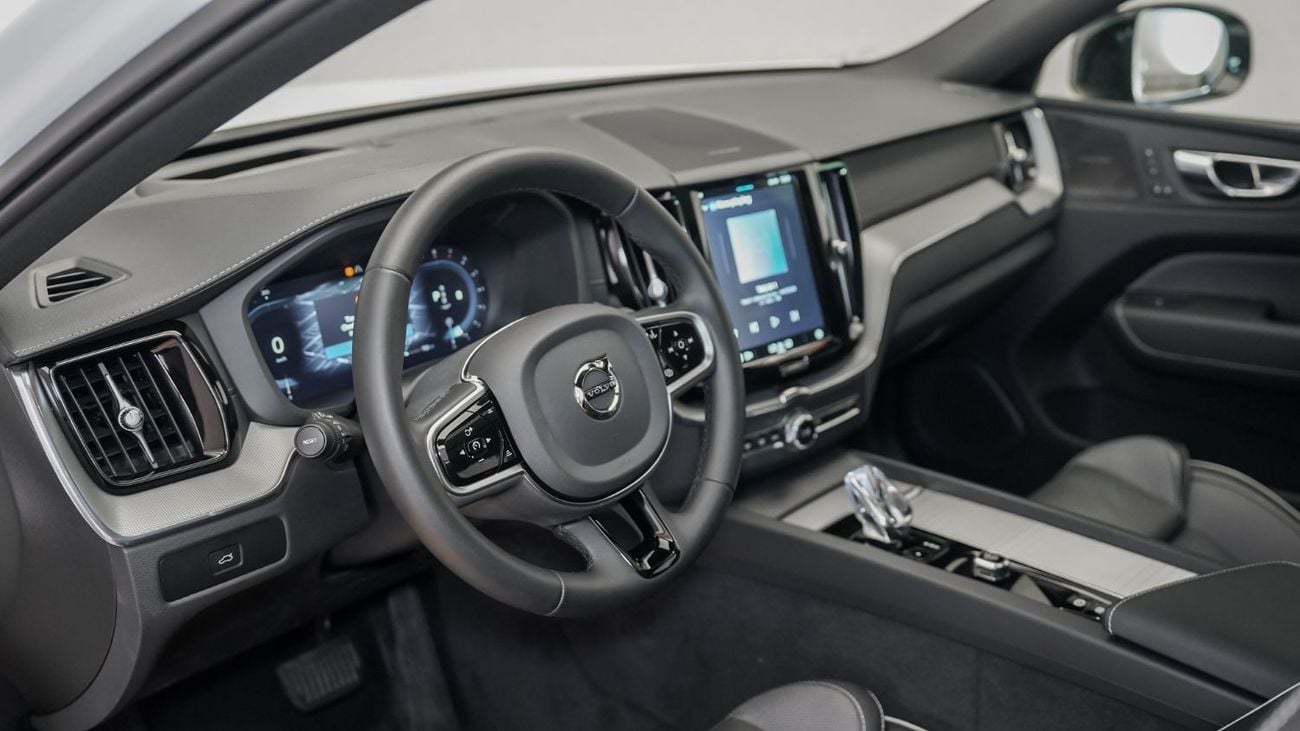 Volvo XC60 B5 Ultimate Dark
