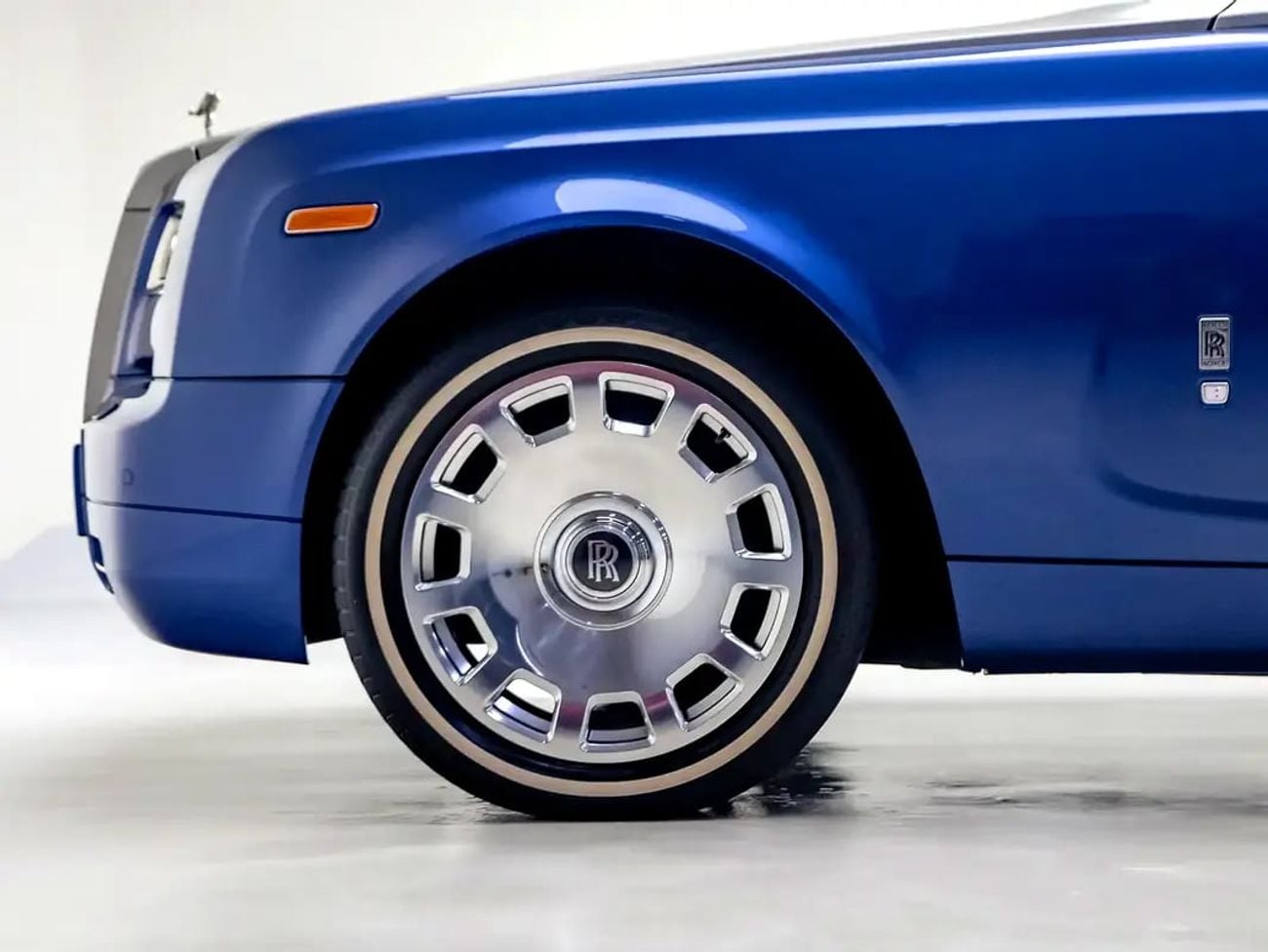 Rolls Royce Phantom COUPE DROPHEAD | GCC Spec - Pristine Condition