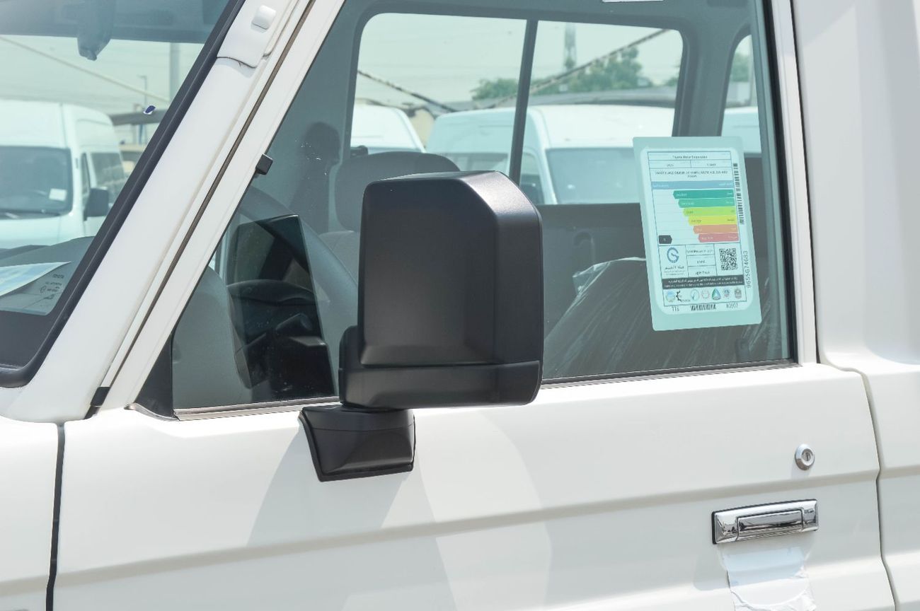 تويوتا لاند كروزر 70 LC 78 HARDTOP 4.0L MT TOYOTA LAND CRUISER AMBULANCE 4.0L 4WD AT SUV 2025