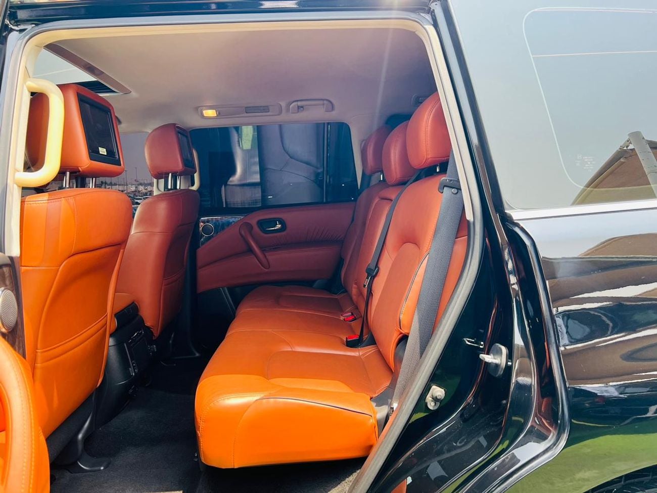 Nissan Patrol LE TITANIUM 2020.ENGINE 5.6L/V8.