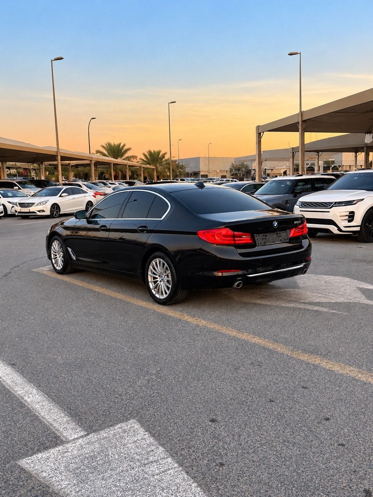 بي أم دبليو 520i إكزيكيوتيف BMW 520i Luxury Line | 2019