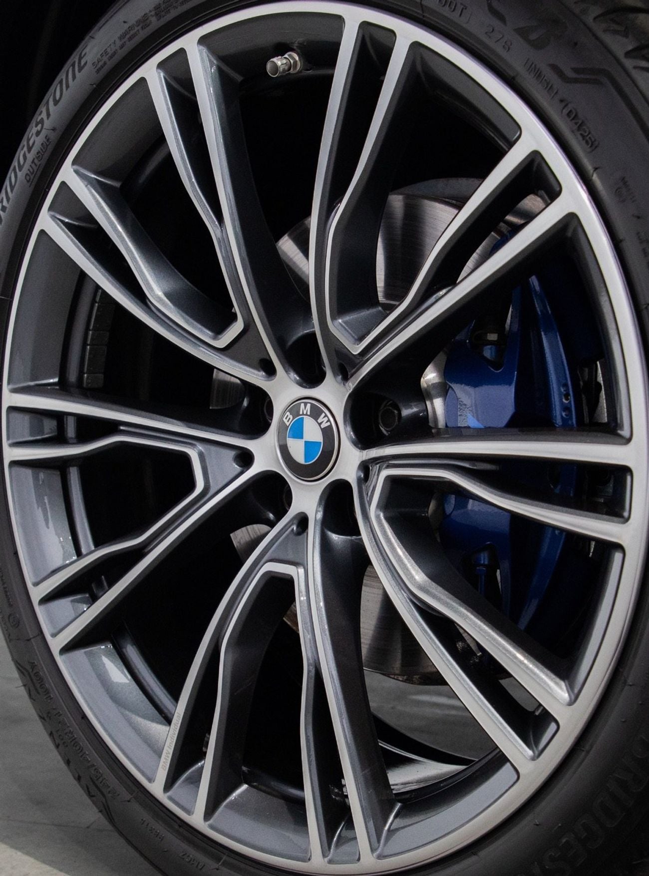 بي أم دبليو X4 XDRIVE30i LUXURY M SPORT PACKAGE