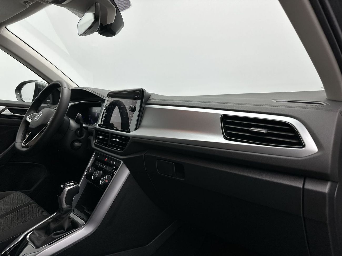 Volkswagen T-ROC LIFE T-Roc Life 1.4L | Ex- Demo | Rear View Camera | Digital Cockpit | Discover Media Navigation | Adapti