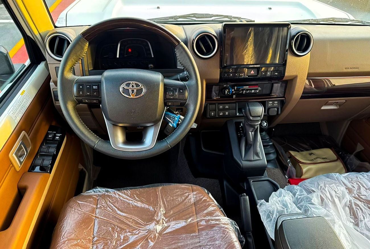 Toyota Land Cruiser 70 LC76 LX