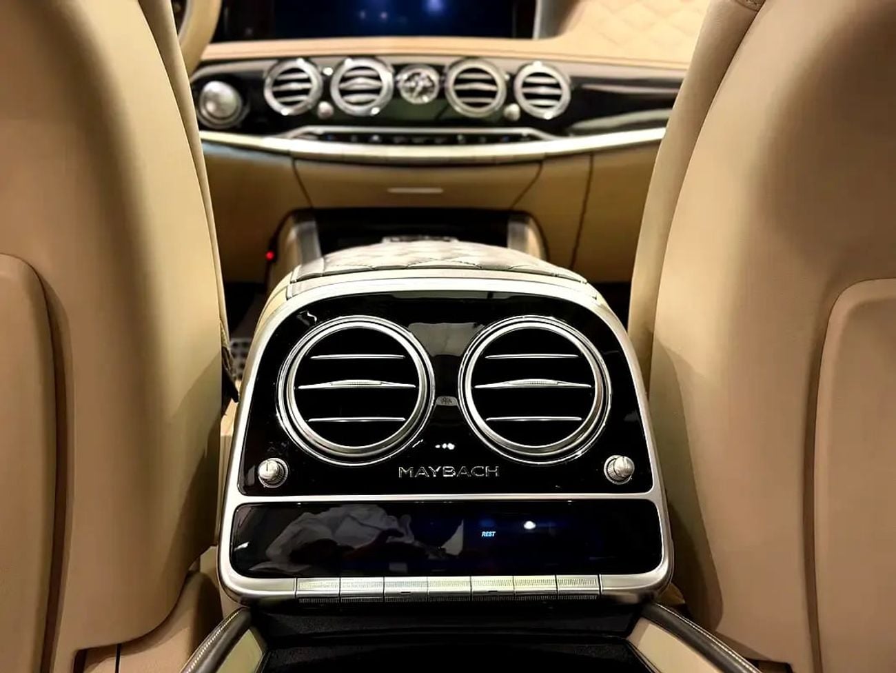 مرسيدس مايباخ s600 مايباخ S600 - Japanese Specs - Pristine Condition