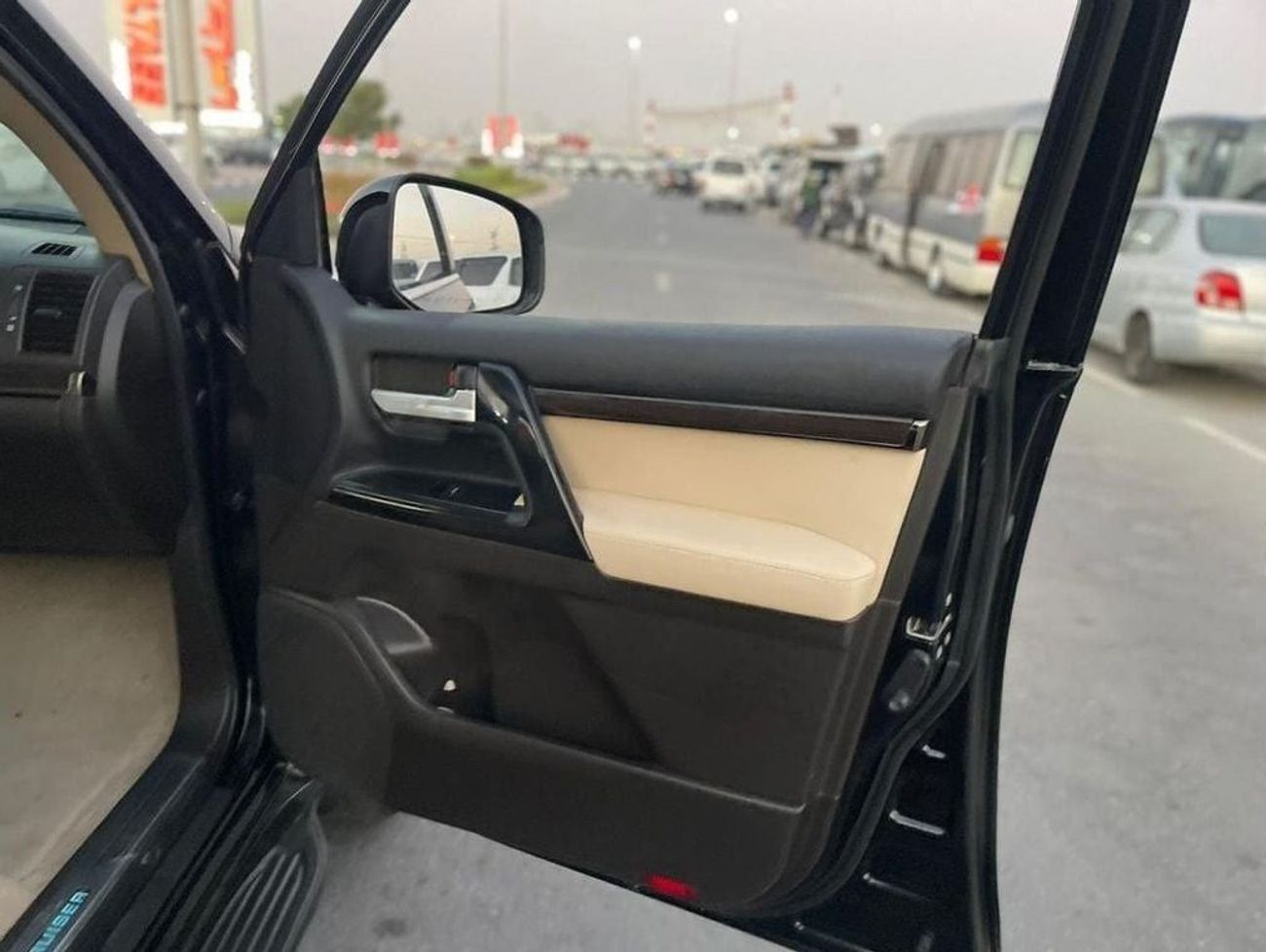 Toyota Land Cruiser GXR Toyota landcuriser 2017 facelifted 2024 full option Top the range