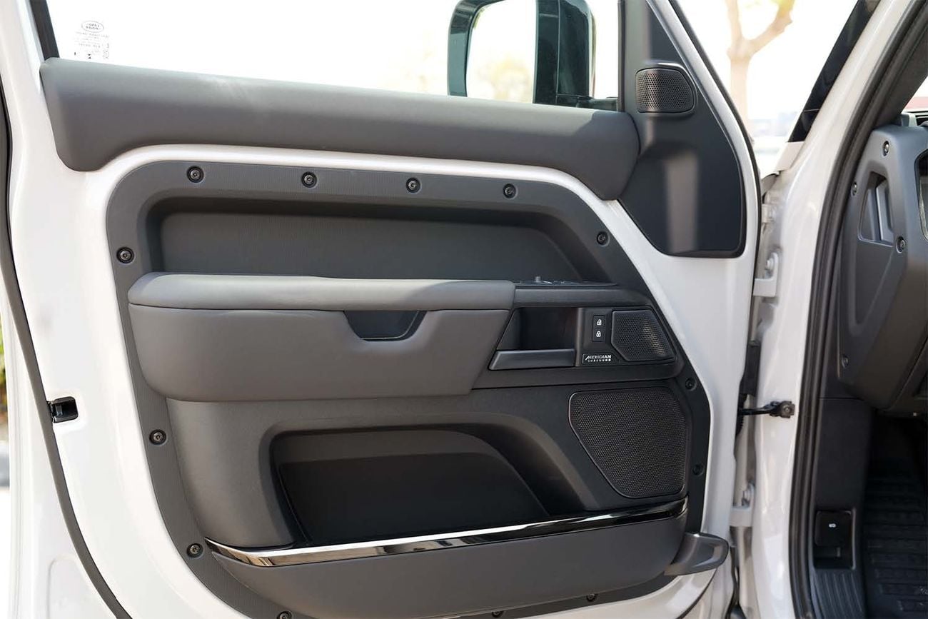 Land Rover Defender 110 OCTA P635