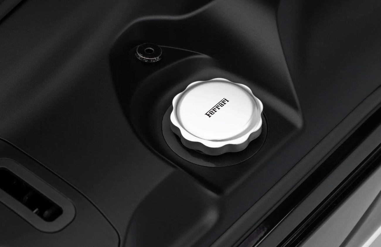 فيراري 12سيلندري 6.5 L Naturally Aspirated V12 Engine