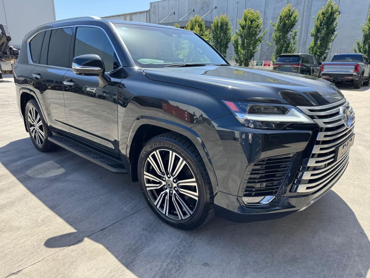 Lexus Lx500 D