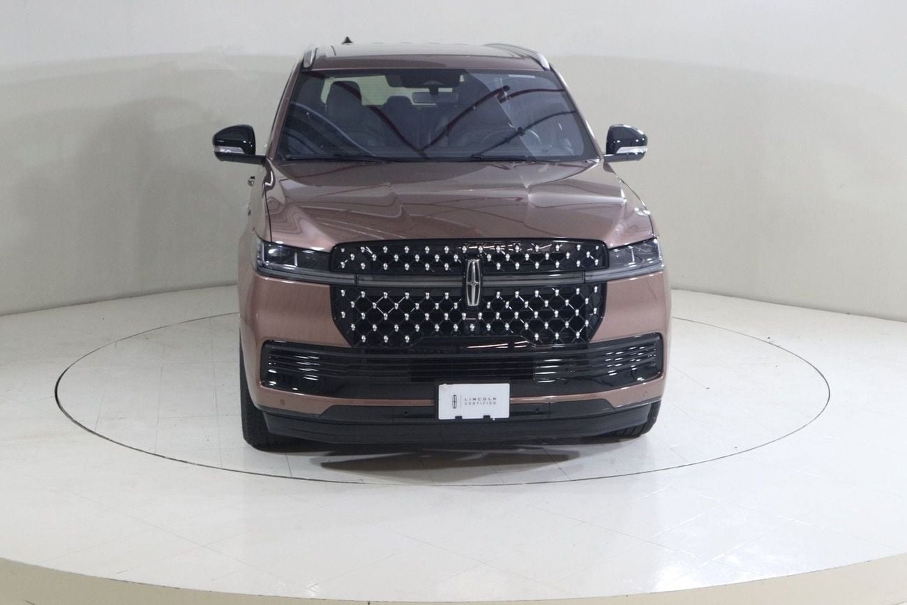 لينكولن نافيجاتور PRESIDENTIAL NV-N1925/AL TAYER MOTORS/AL QOUZ SHOWROOM