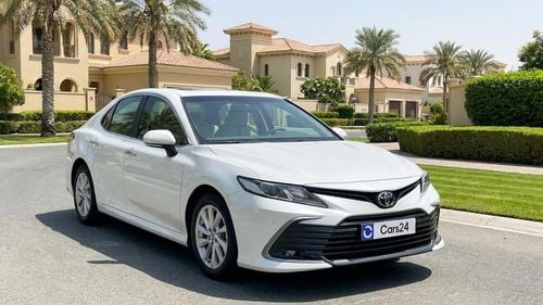 تويوتا كامري SE كارس24 هي سوق ضخم للسيارات المستعملة موثوق ومضمون ٪كارس24 هي سوق ضخم للسيارات المستعملة موثوق ومضمون