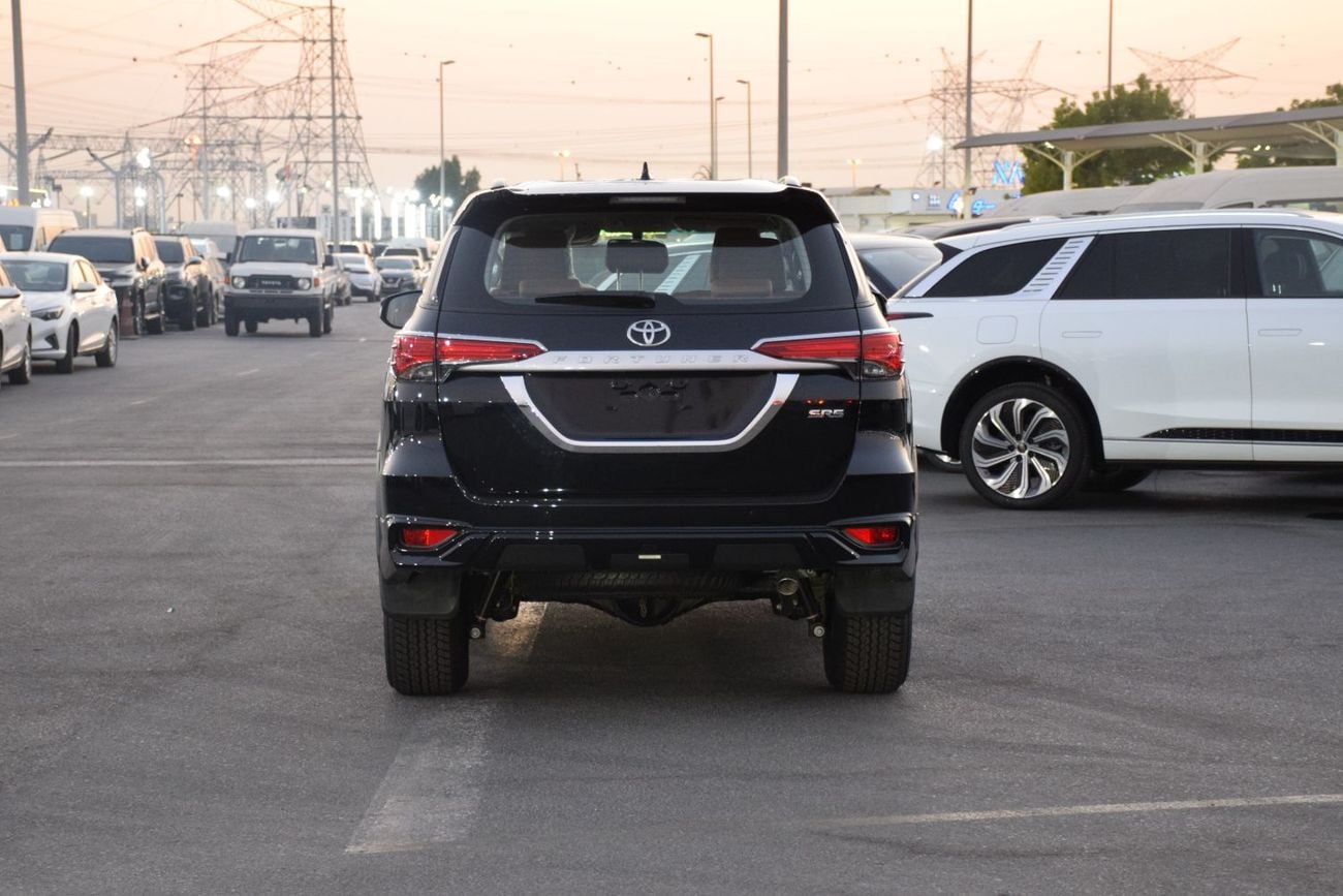 Toyota Fortuner SR5