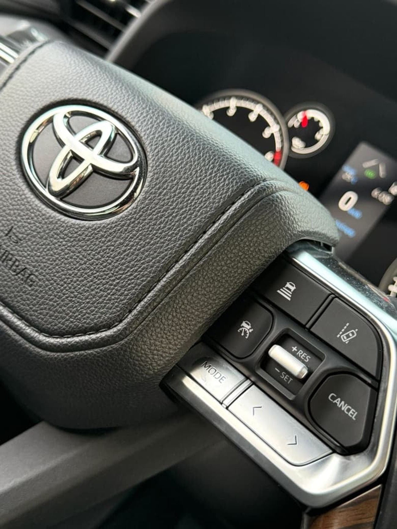 Toyota Land Cruiser VXR 2023 model Twin turbo 3.5L Pull option