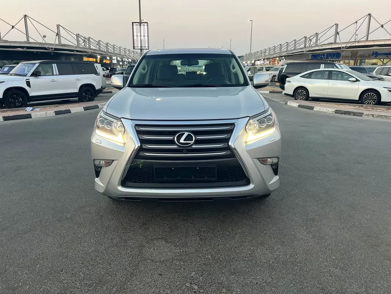 لكزس GX 460 GX 460 GCC Specs full option single owner full service history from al Futtaim automobile