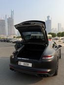 Porsche Panamera 4