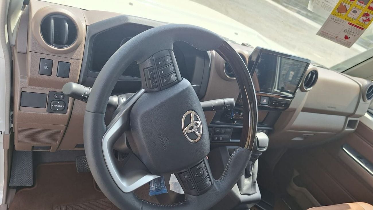 Toyota Land Cruiser 70 LC76 LX