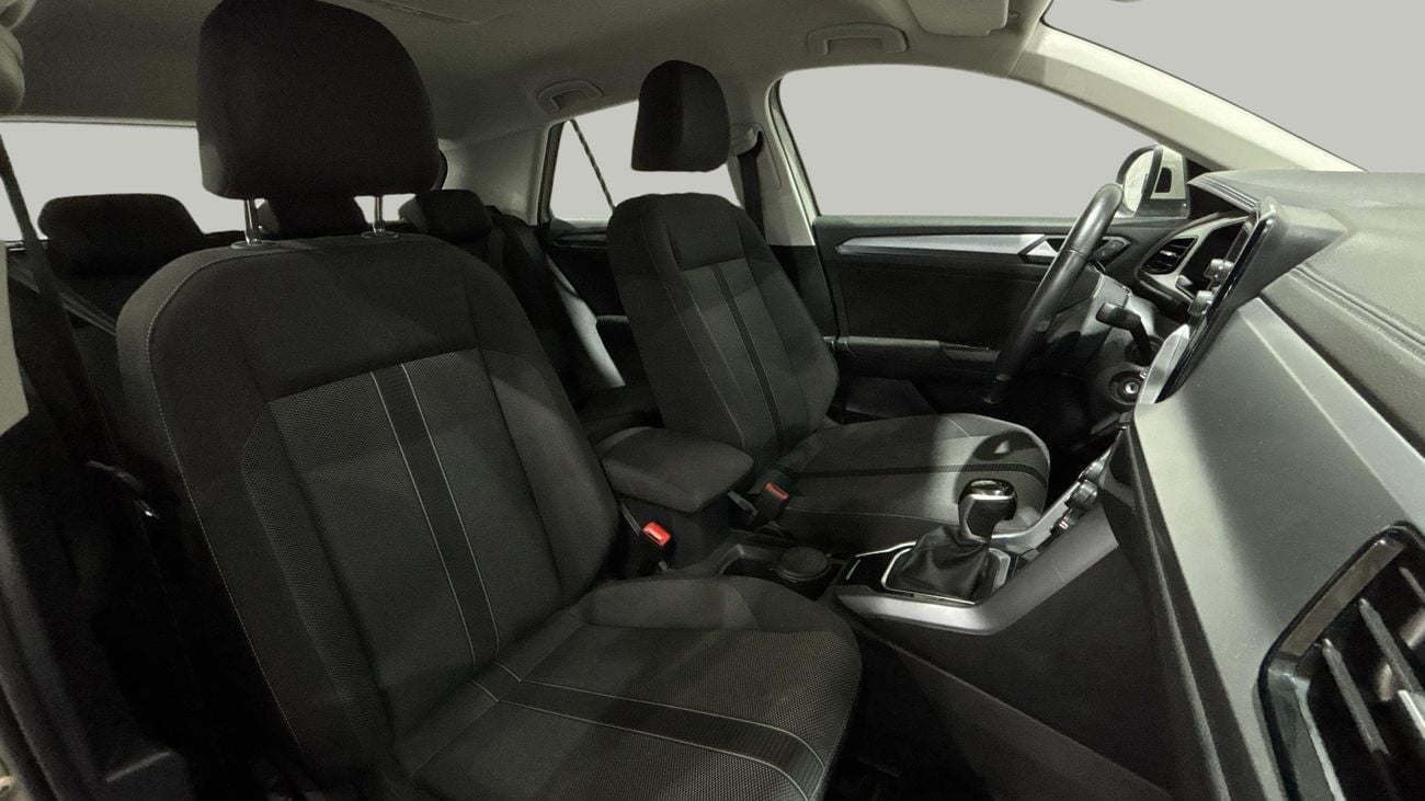 Volkswagen T-ROC LIFE 2024 | AED 900/Month | 0 DP | 30 Day Return | Warranty | Service History