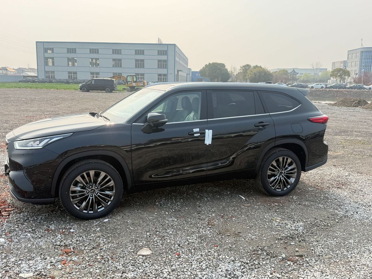 Toyota Highlander Supreme Hybrid 2.5L AWD 7-Seater