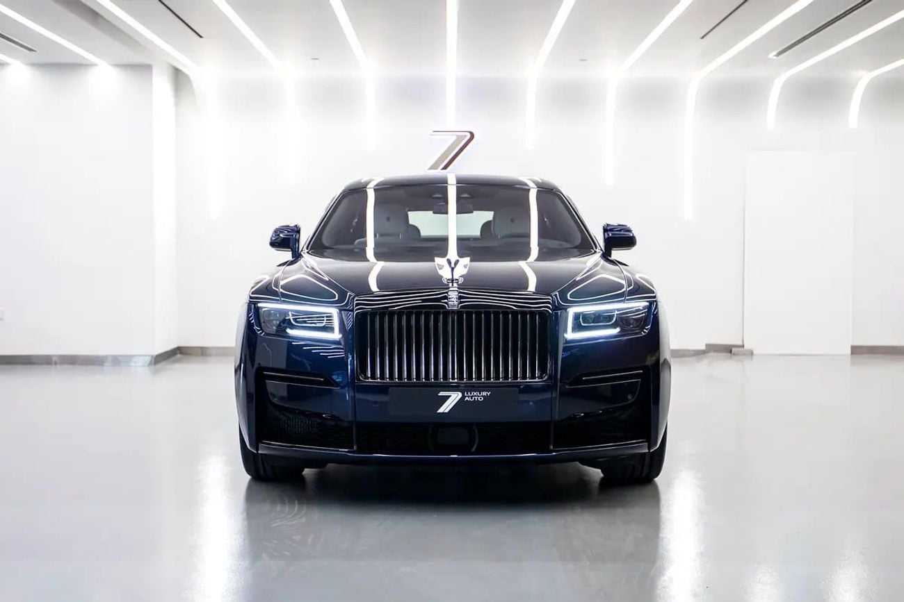 Rolls Royce Ghost BALCK BADGE | GCC | UNDER WARRANTY AND SERVICE CONTRACT