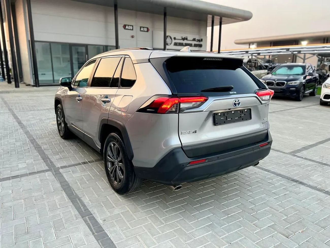 Toyota RAV4 XLE HEV RAV4 XLE Korean Specs