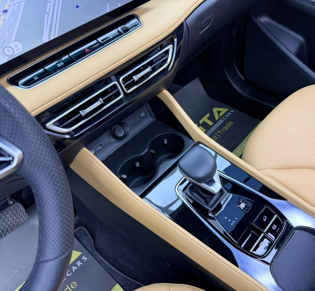 MG HS LUXURY 2025 MG HS Deluxe, Warranty, Full Service History, Fully Loaded, Excellent Condition, GCC