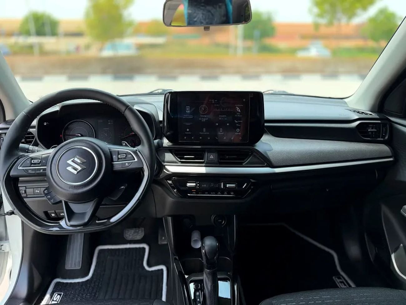 Suzuki Swift GLX GCC Specs (Al Rostmani)