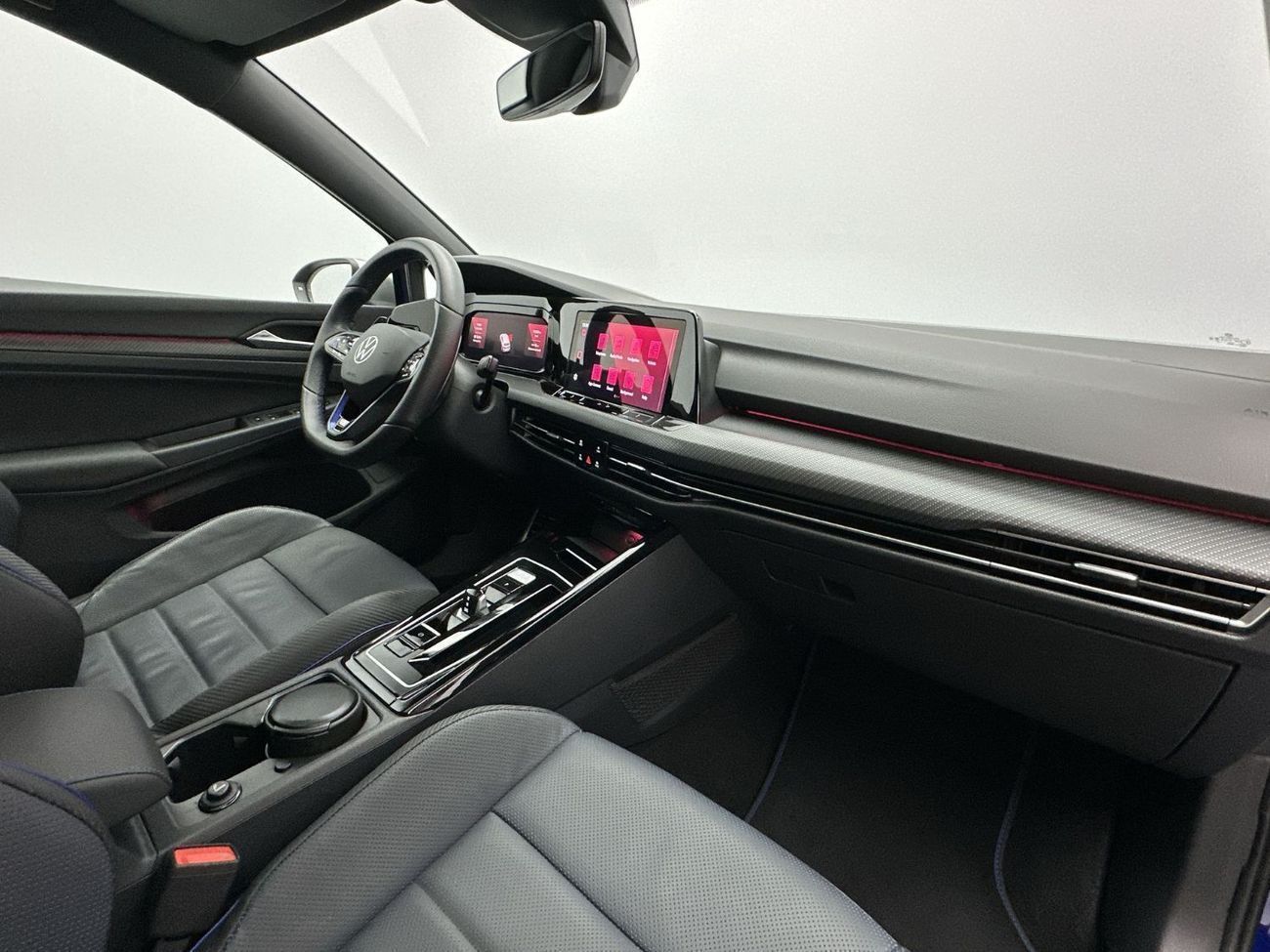 فولكس واجن تيجوان LIFE with Camera | 21,100 AED SAVINGS from New Car | All-New Generation Design | VW Certified
