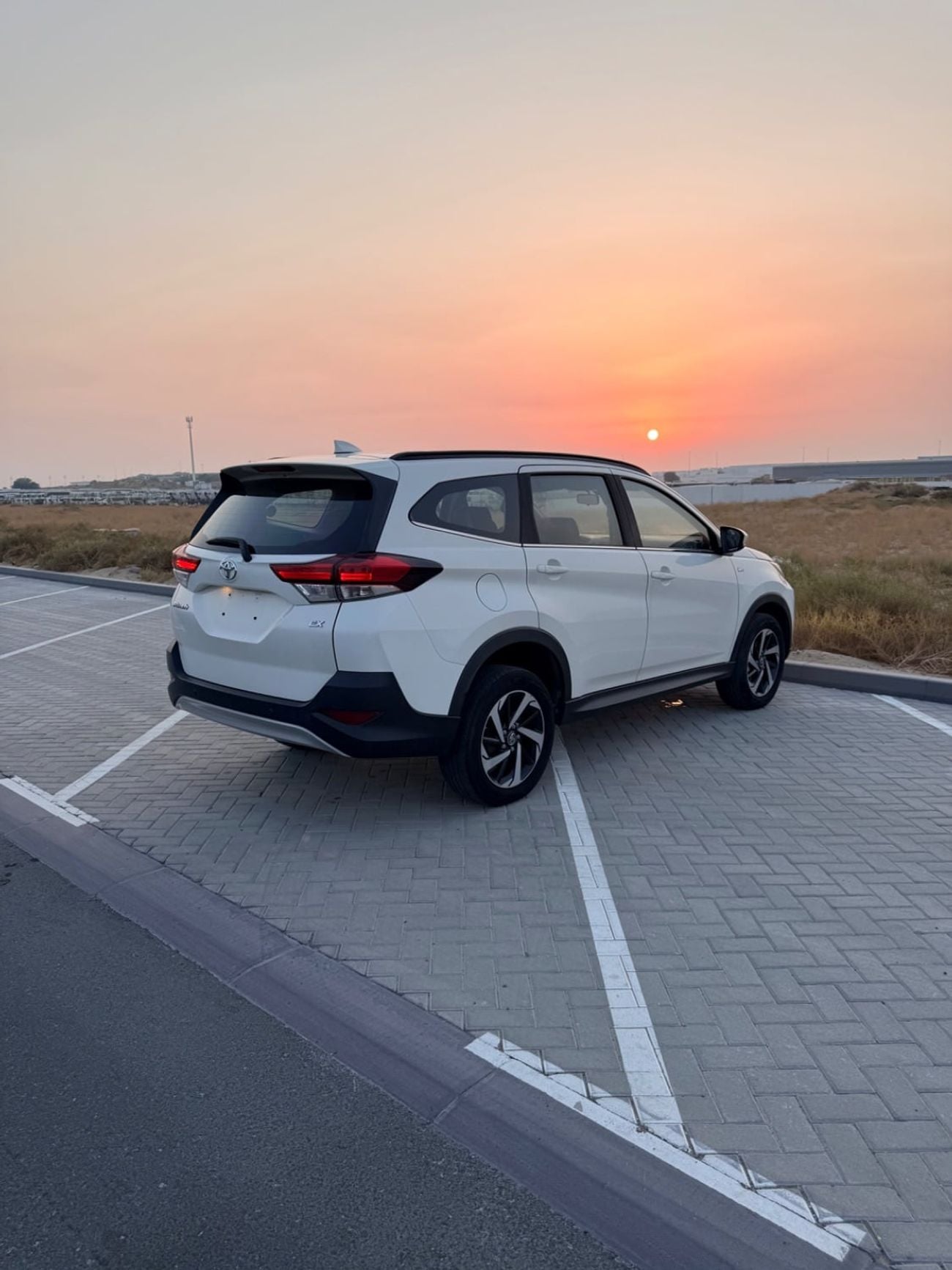 Toyota Rush EX