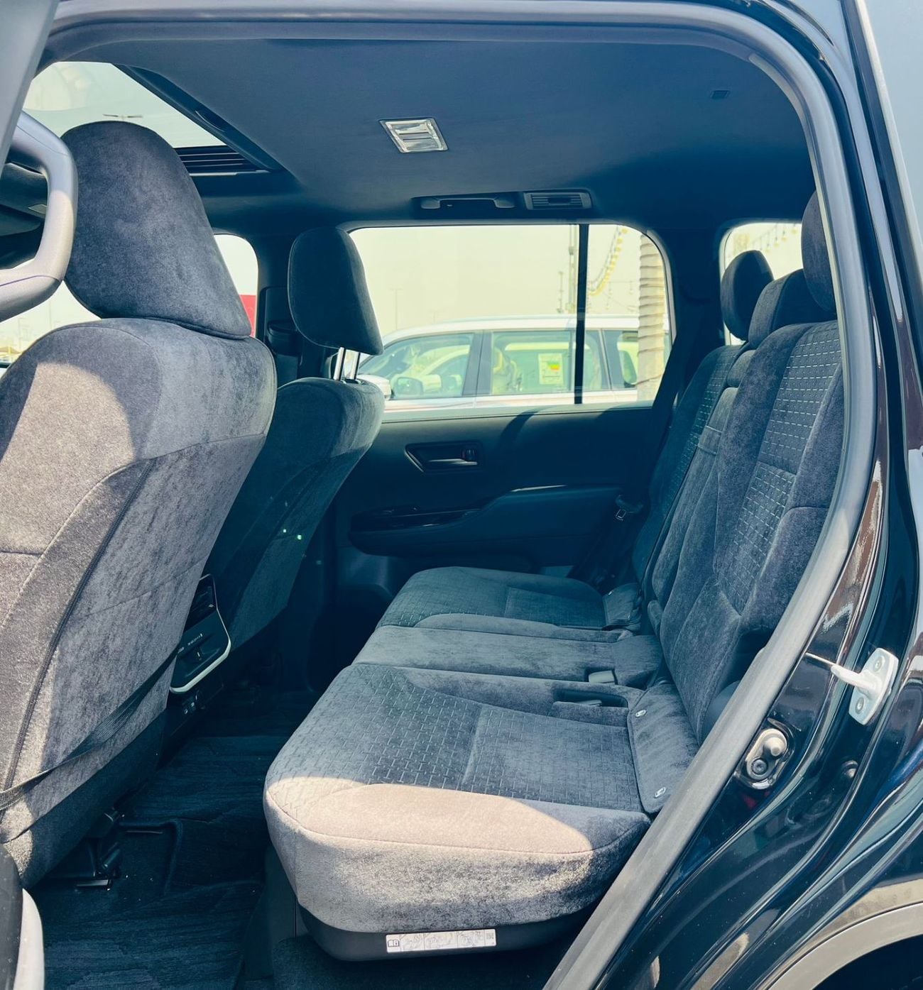 Toyota Land Cruiser GXR 2024.ENGINE 4.0L/V6