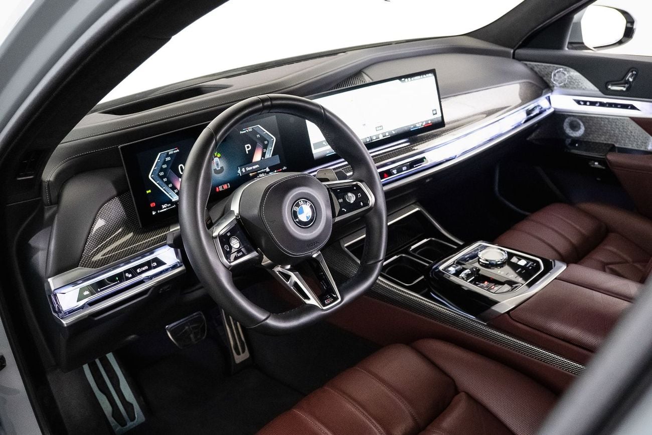 BMW 740i M SPORT