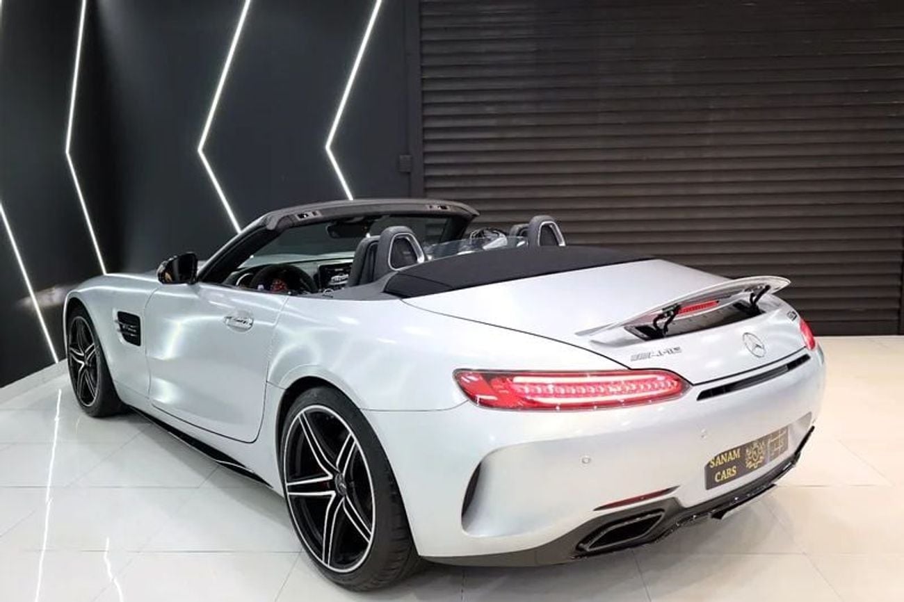 Mercedes Benz AMG GT C 2018 Mercedes-Benz AMG GT C, Carbon Fiber Interior, Burmester High-End Surround Sound System!!