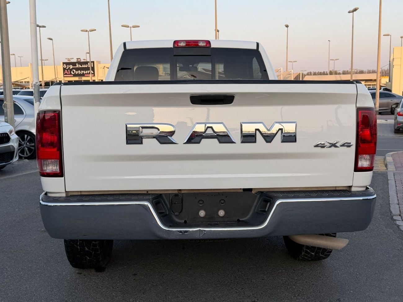 RAM 1500 SLT